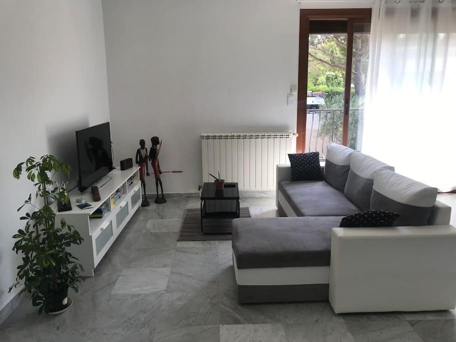 Haut De Maison Entierement Renove Avec Garage Carnoux-en-Provence المظهر الخارجي الصورة